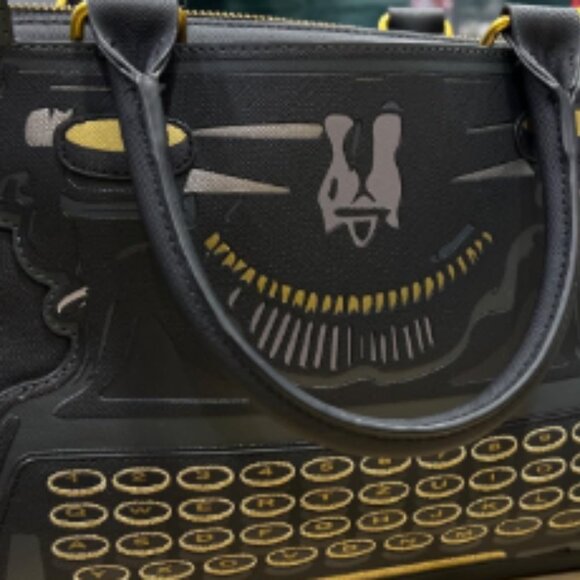NWOT Wednesday Typewriter purse - black - Picture 2 of 3